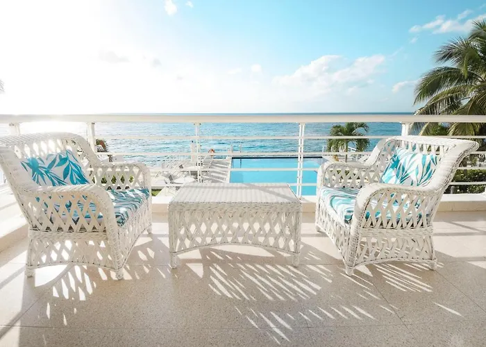 Spacious Condo With Stellar Ocean Views 3Br Nah Ha 201