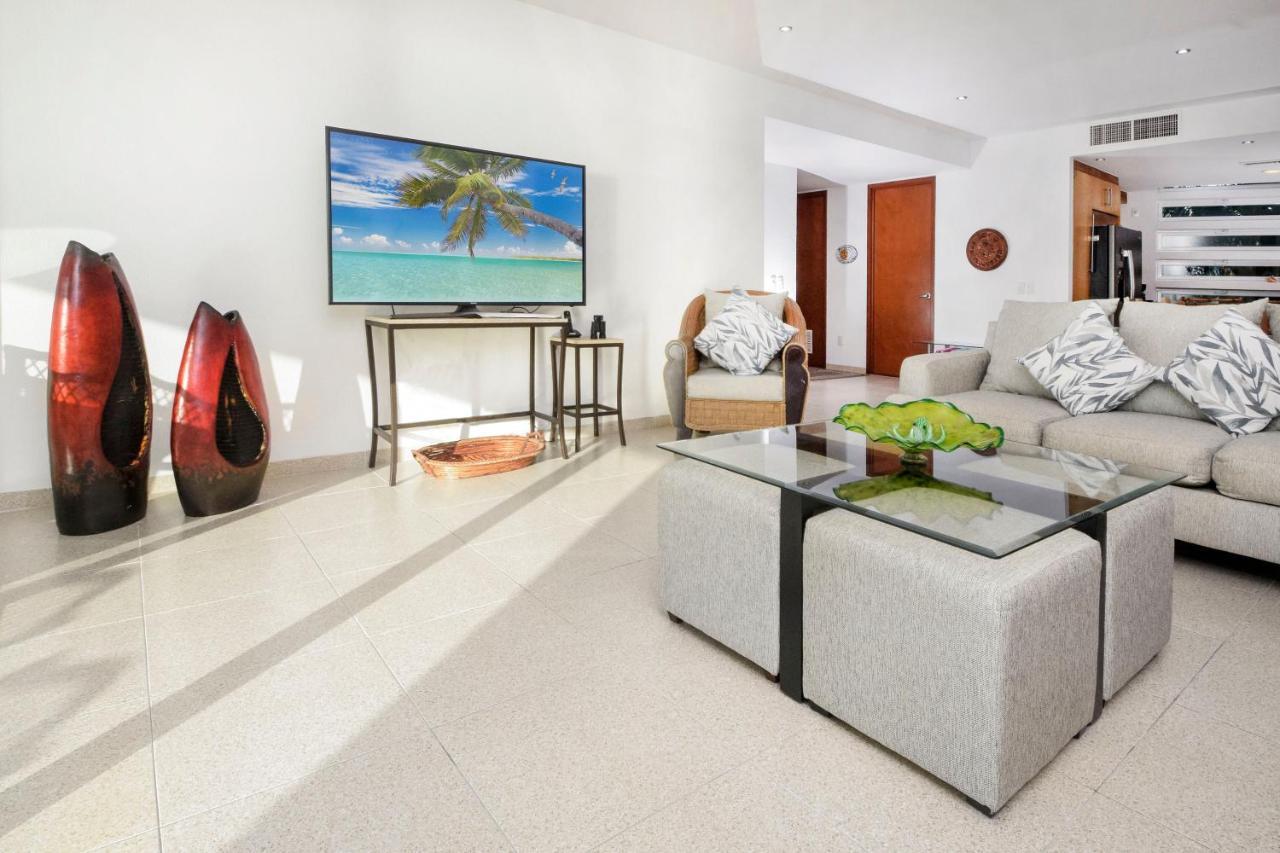 Spacious With Stellar Ocean Views 3br Nah Ha 201 Apartment