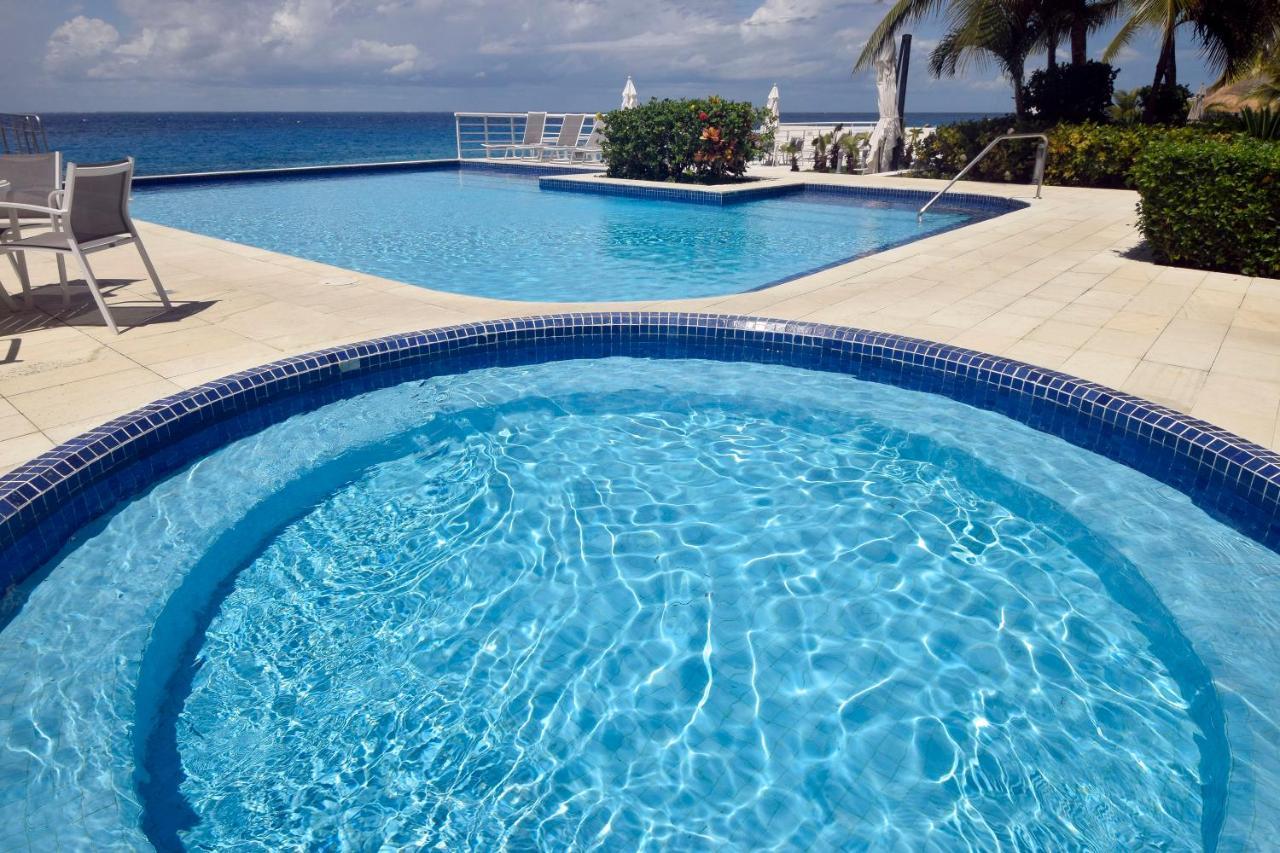 Spacious With Stellar Ocean Views 3br Nah Ha 201 Cozumel